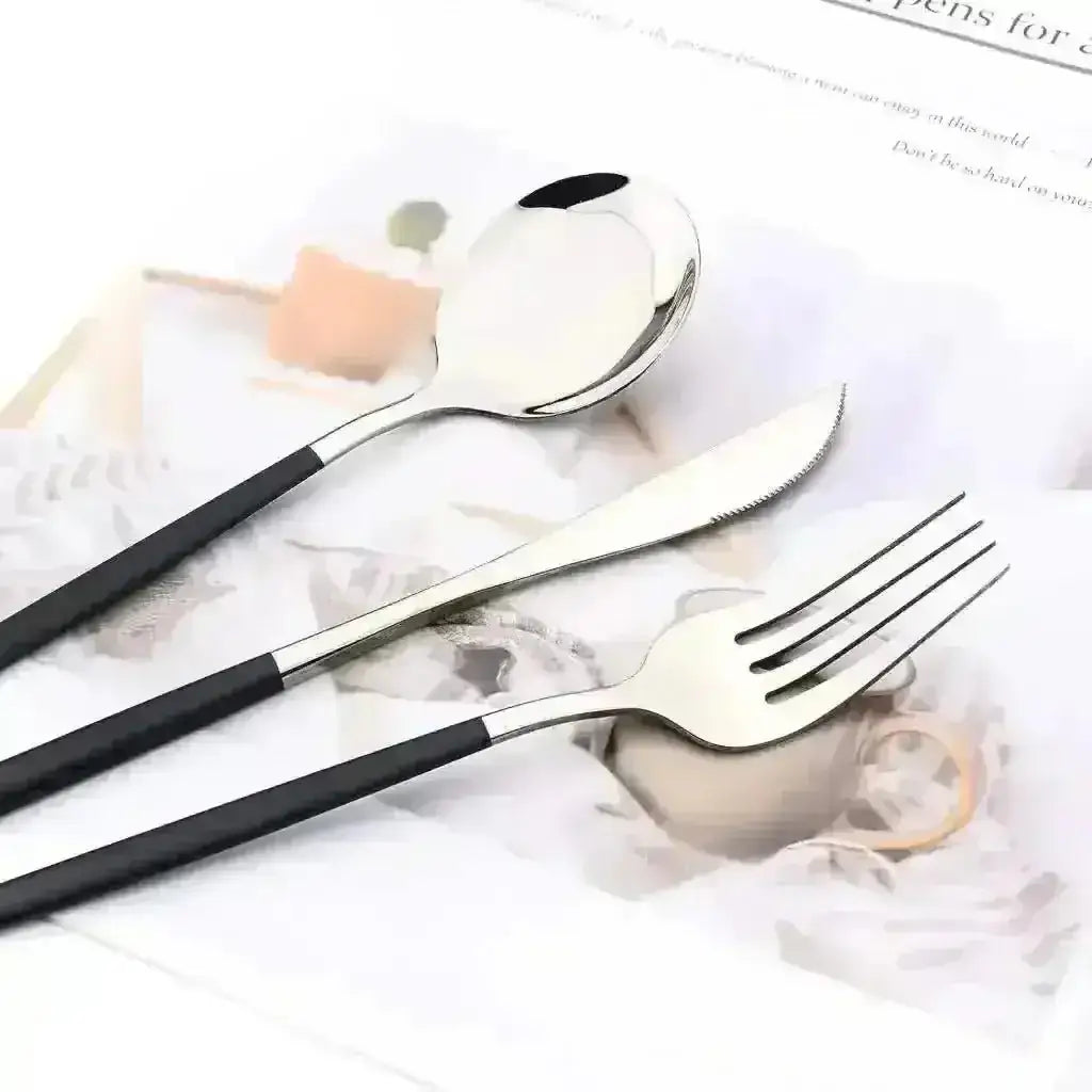 Classic Portuguese (Duas Cores) Flatware Set - Portuguese