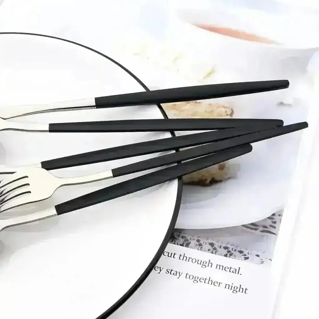 Classic Portuguese (Duas Cores) Flatware Set - Portuguese