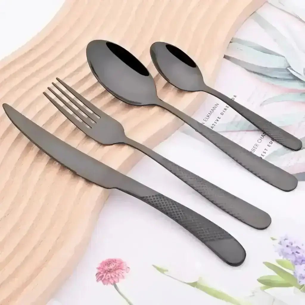 Luxury Western Stainless Steel Silverware Set (24 Piece Set)