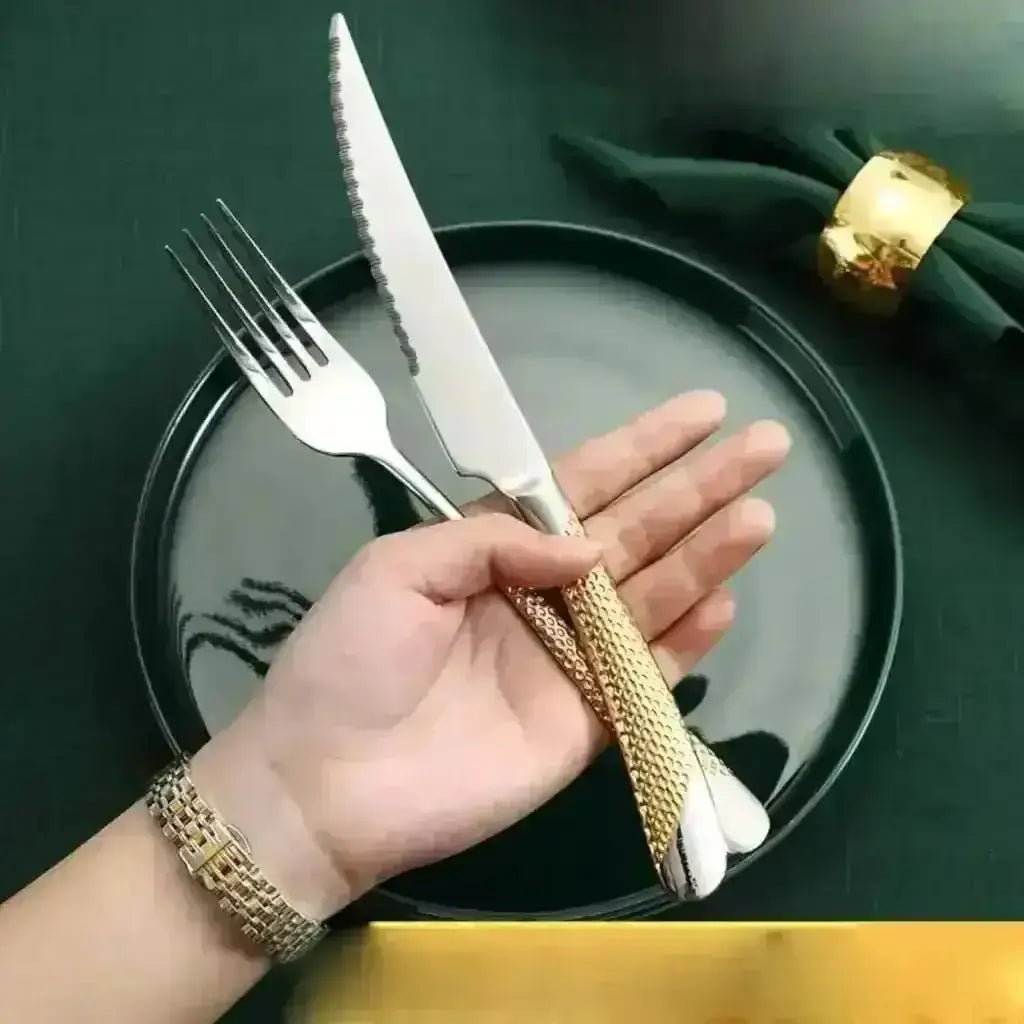 Luxury Western Stainless Steel Silverware Set (24 Piece Set)